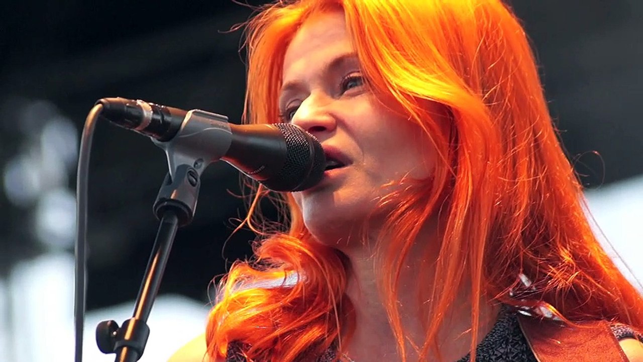 MÂCON-INFOS - Le concert d'Axelle Red à Mâcon