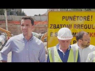 RAMA E VELIAJ INSPEKTOJNË BULEVARDIN E RI DHE PARKINGUN NËNTOKËSOR