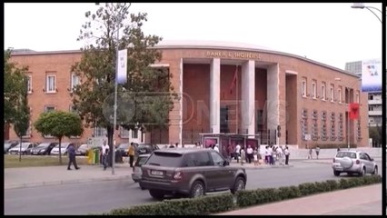 Ora News - Bie interesi për bonot, Qeveria nuk arrin të sigurojë shumën e kërkuar