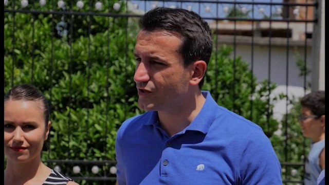 VELIAJ PREMTON SE BRENDA MANDATIT TE PARE DO TE NDERHYJE NE BLLOQET E PALLATEVE LAJM