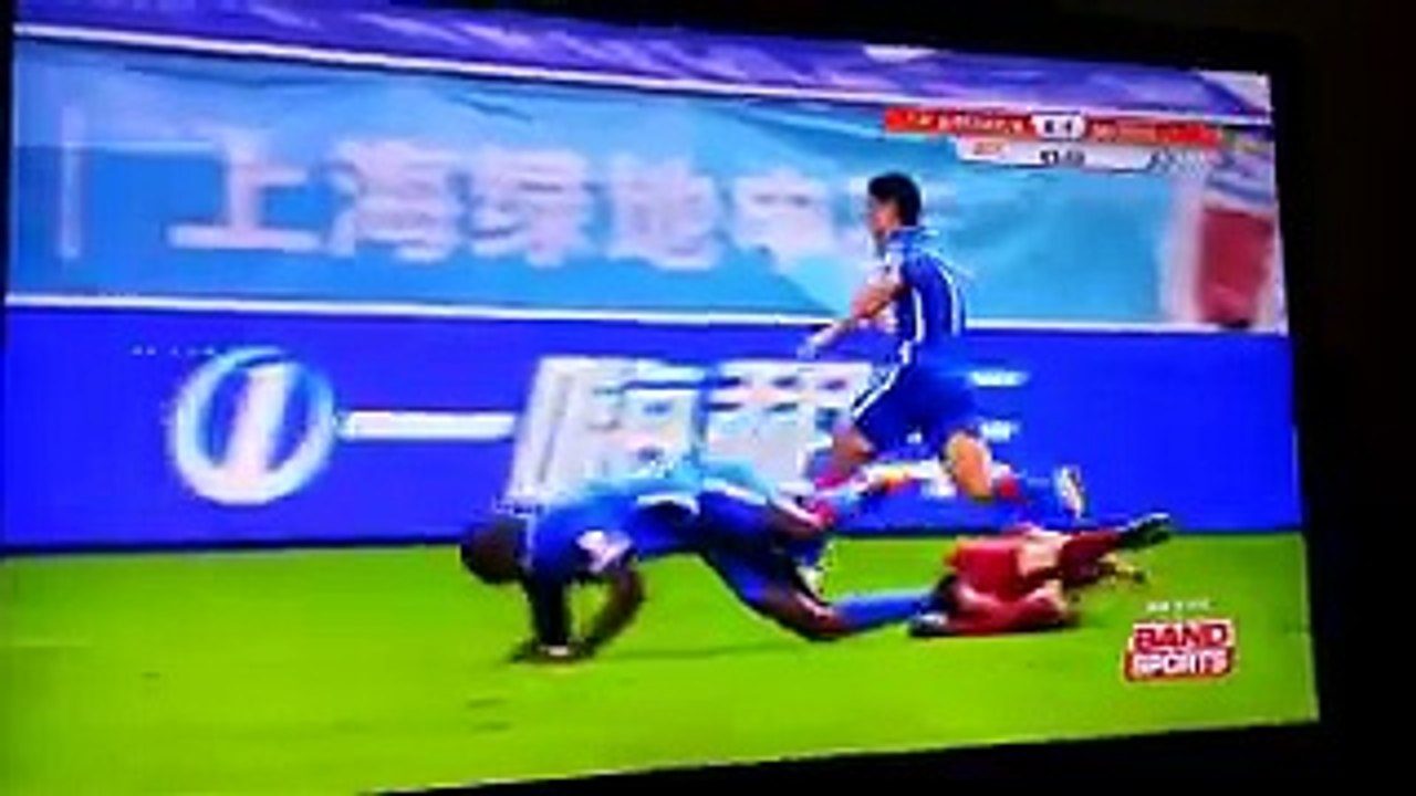 Demba BA HORROR injury