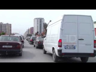 Download Video: TRAFIKU I RËNDUAR NË BREGDETIN E VLORËS