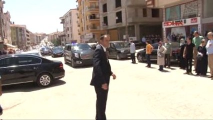 Başbakan Yıldırım, Türksat Yönetici Özsoy'un Cenaze Namazına Katıldı 1