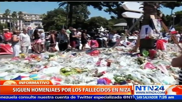 Continúan los homenajes en el Paseo de los Ingleses en memoria a las víctimas del atentado en Niza