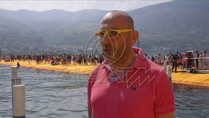 Mijëra njerëz eksperimentojnë në “Skelën lundruese”