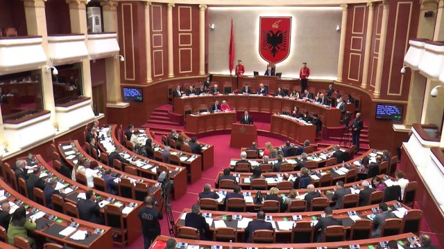 Report TV - Reforma, ambasadori i SHBA nis mbledhjen e votave,takon Patozin