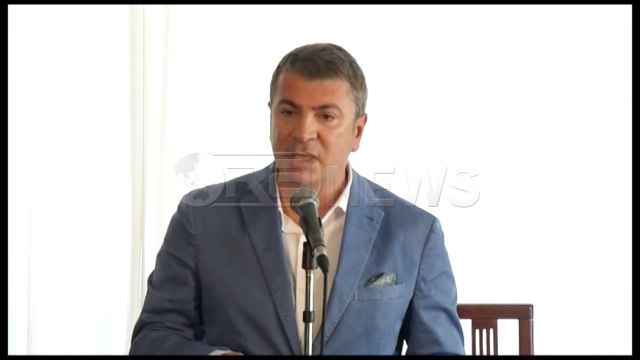 Ora News - KESH marrëveshja me BERZH: 218 milion euro borxh për të shlyer borxhet e vjetra