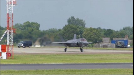 F22 et F35 au Air TATTOO 2016