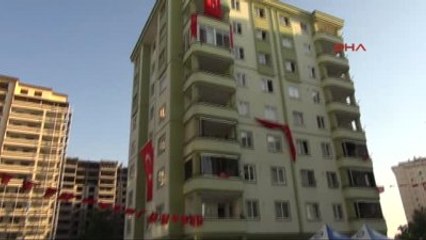 Gaziantep Darbe Girişiminde Şehit Düşen Polisin Baba Evinde Yas