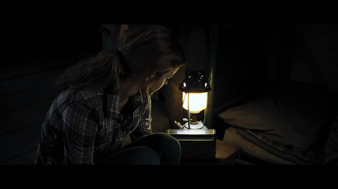 Harry & Hermione Dance Scene [HD] (Harry Potter & The Deathly Hallows Part 1)