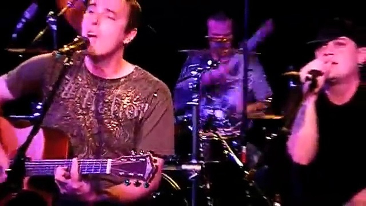 "Breath" (Acoustic) Breaking Benjamin 9/29/09 @ The Riverstreet Cafe