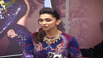 Deepika Padukone Hot Upskirt Moment