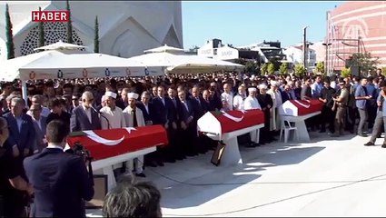 Cumhurbaşkanı Erdoğan gözyaşlarına hakim olamadı