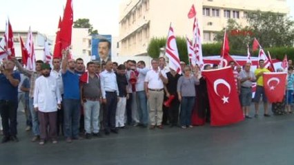KKTC'de Darbe Girişimi Protesto Edildi