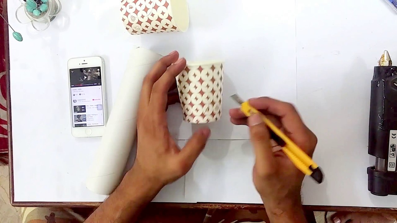 How to amplify your cellphone sound
