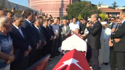 Cumhurbaşkanı Erdoğan, Gözyaşlarını Tutamadı (2)