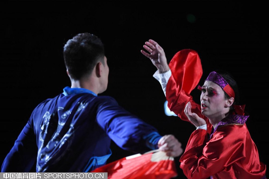 Johnny Weir - "Raised Pearl Curtain" rehearsal - Amazing on Ice 2016