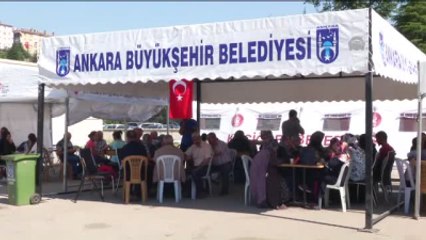 Descargar video: Adli Tıp Kurumu Önünde Bekleyiş Sürüyor