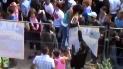 Loveparade 2010 - Massenpanik | 25-07-2010 | Amateurvideo vom Unglücksort