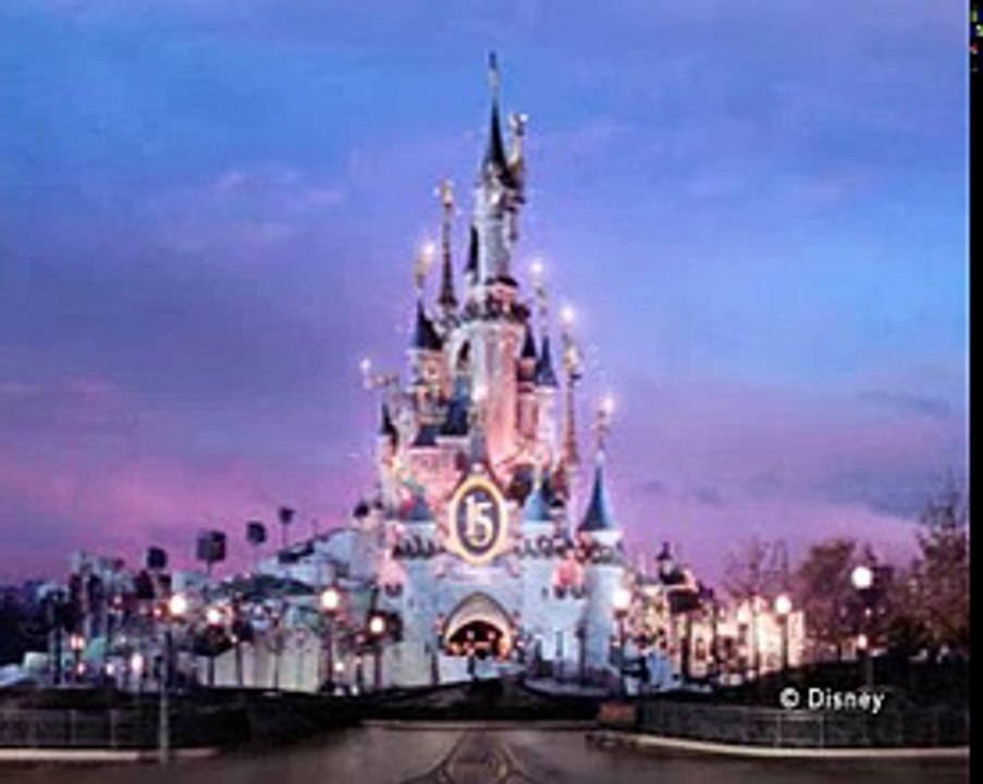 DisneyLand Resort Paris 15 ans - Publicité