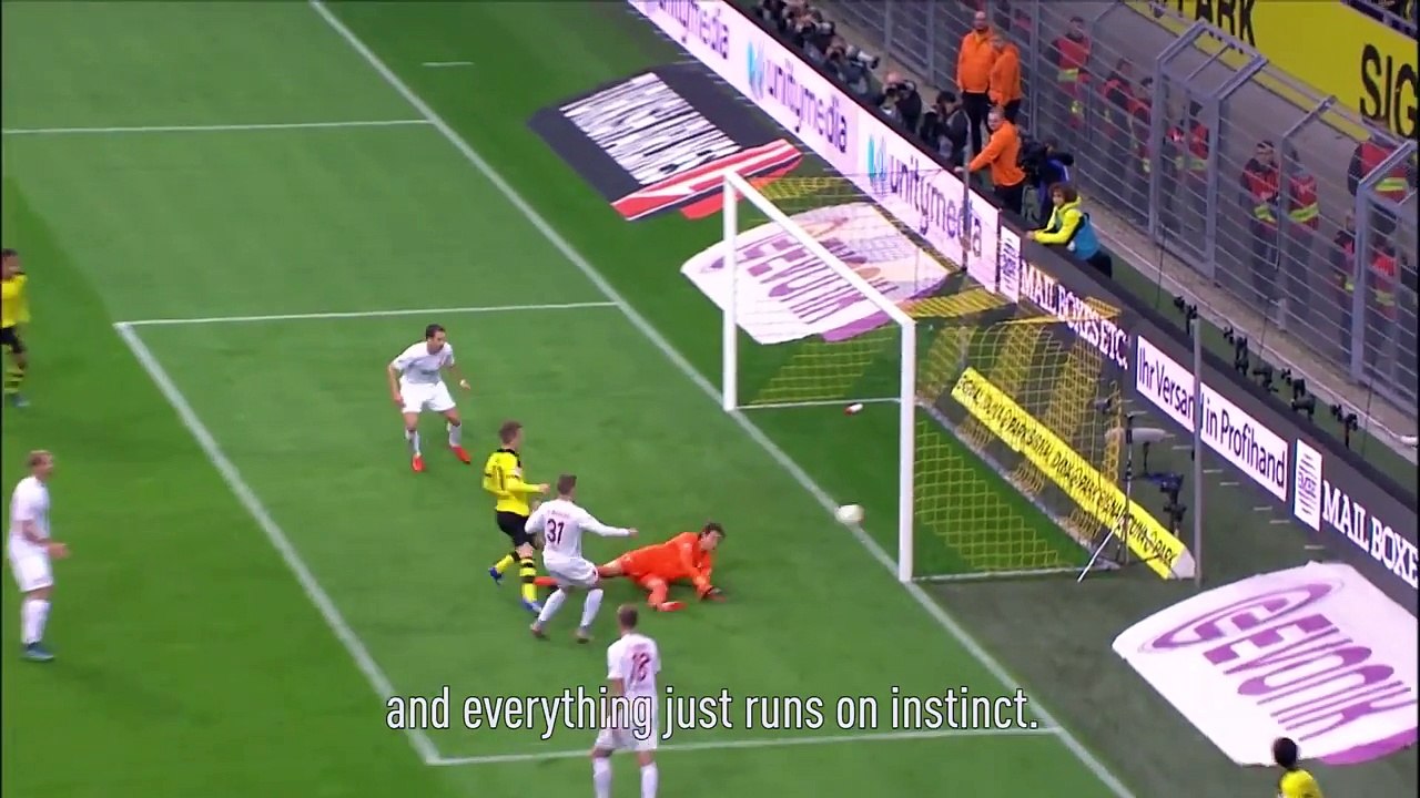 FIFA 17 - New Gameplay Features Trailer (Active Intelligence System)