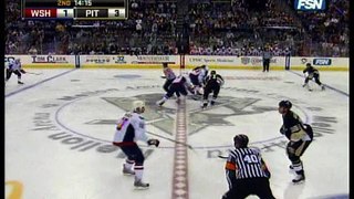 Hockey Fight: Bissonnette vs Bradley [10-16-08]