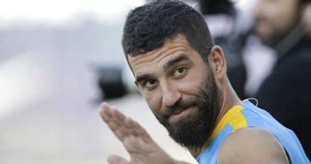 Barcelona, 24 Milyon Euro'ya Arda Turan'ı Bırakacak