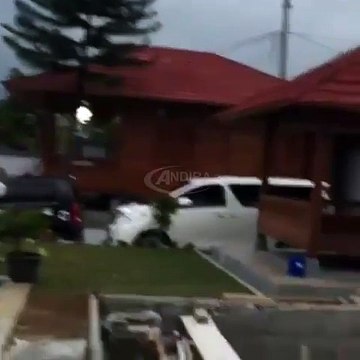 Senangnya Bilqis Khumairah Razak Maen di Villa Bunda Ayu Ting Ting Sama Ibuk