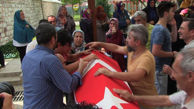 Istanbul: funérailles des victimes tuées lors du putsch avorté