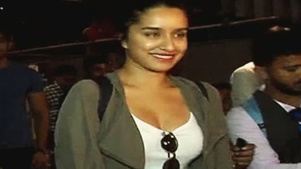 HOT Shraddha Kapoor Spotted At Mumbai Airport