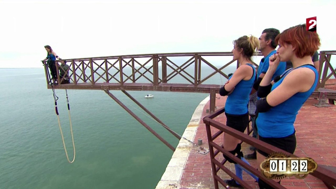 Enjoy Phoenix en larme dans Fort Boyard !