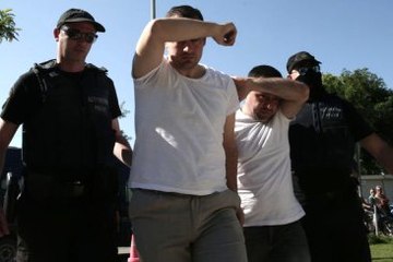 Yunanistan'a Kaçan Darbeci Askerlerin Duruşması Ertelendi