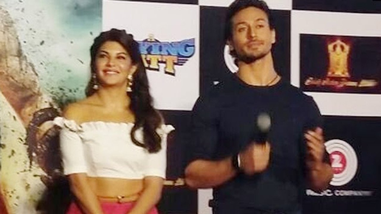 Tiger Shroff Thank To Remo D'souza For A Flying Jatt Movie