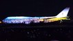 Superbe spectacle de lumières sur un avion Boeing 747 ! Boeing Centennial Light Show
