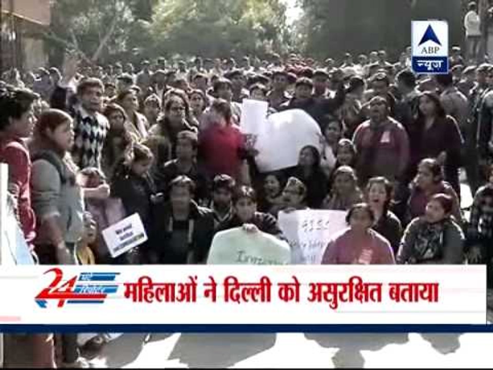 BJP Mahila Morcha protests against government