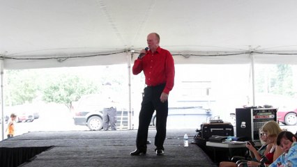 Wynford Jones sings 'Because Of Love' Elvis Week 2014