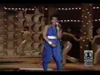 Evelyn King-Love come down