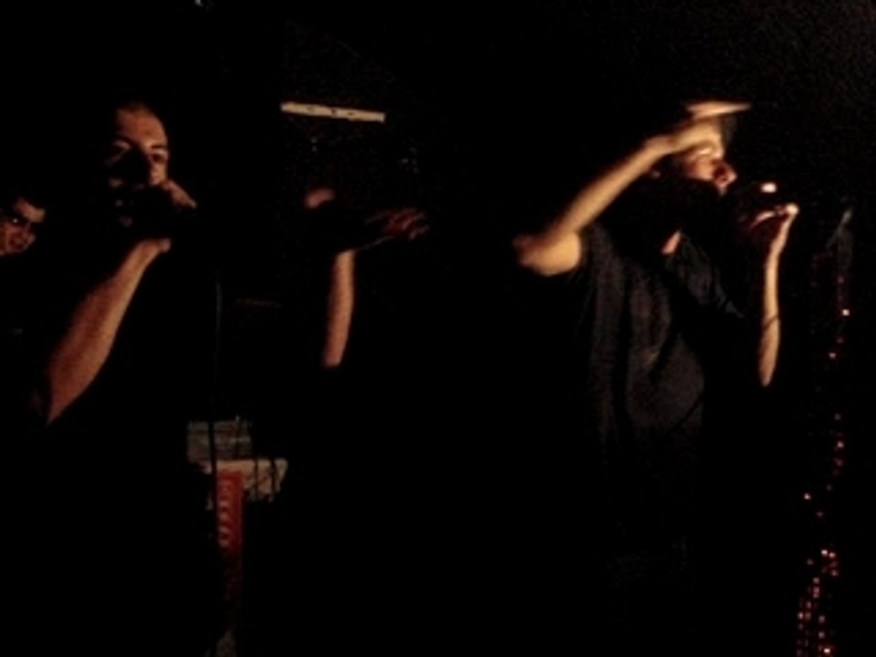 REFLET, Porte plainte contre Y (Live aux Cariatides 13 juill