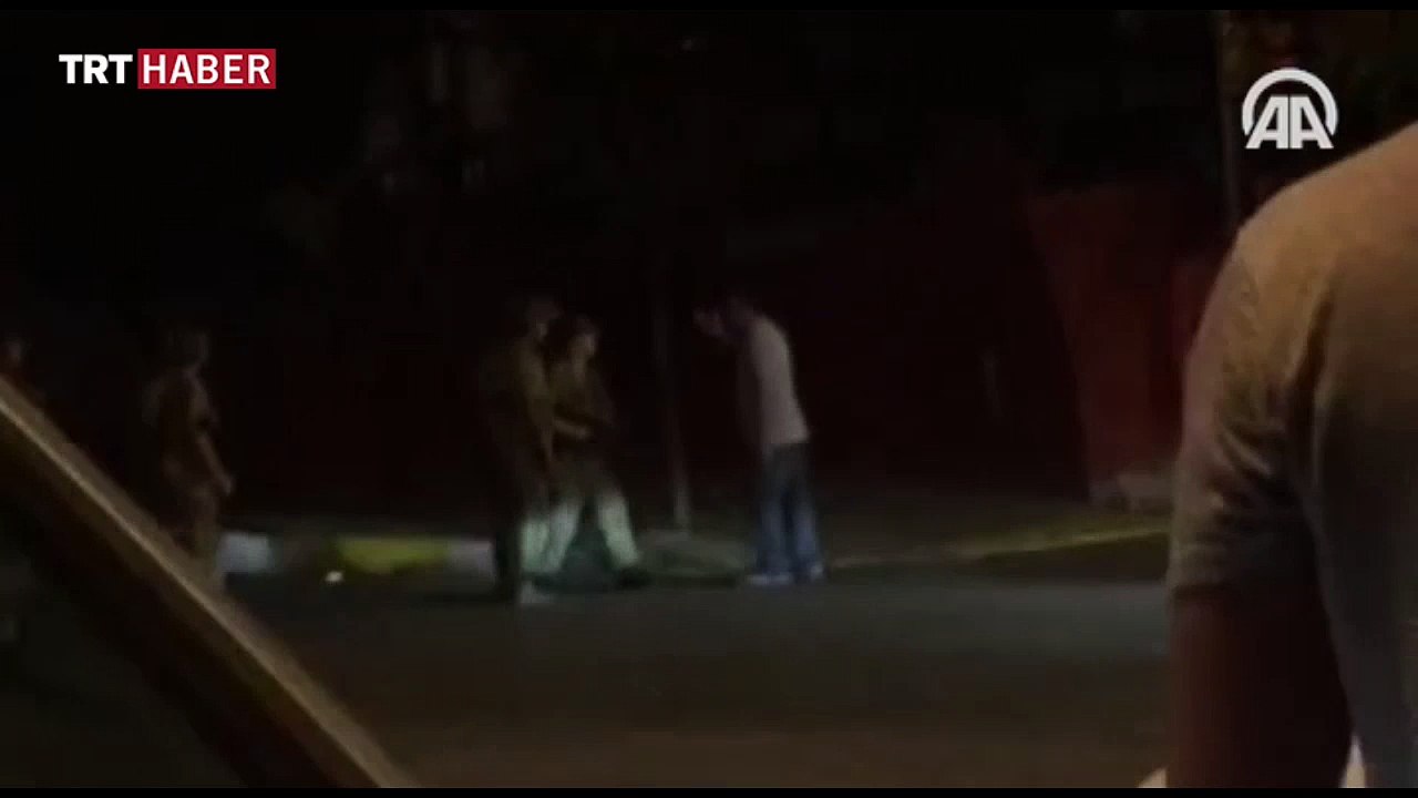 Acıbadem'de bir vatandaşın asker tarafından vurulma anı