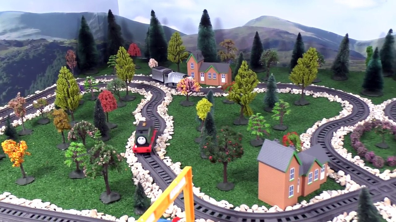 Spiderman Avengers Thomas and Friends  (7)