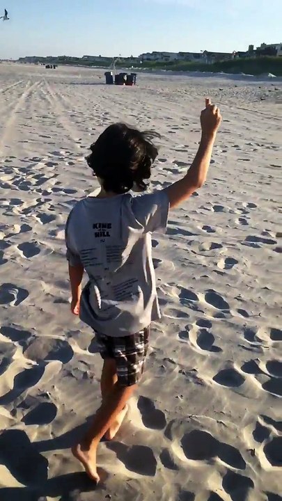 Enfant vs Mouettes (Slow motion)