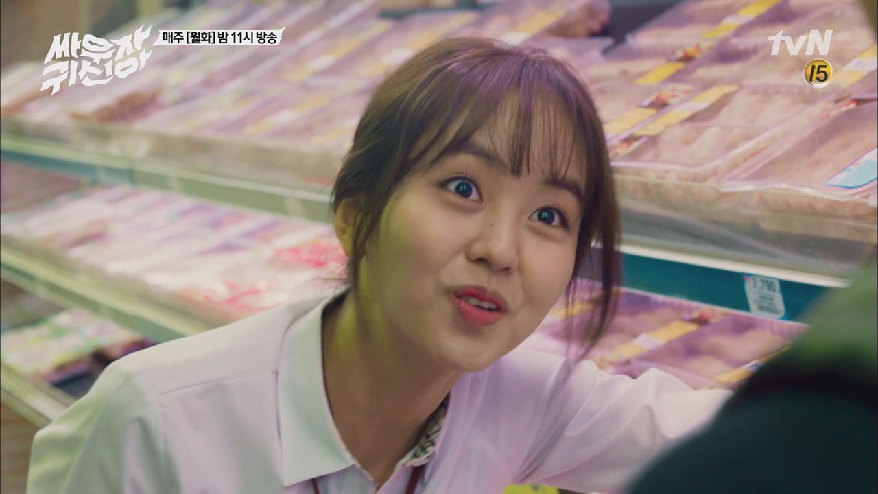 ′고기! 고기!′ 고기 귀신 김소현, 옥택연에 필살 애교 발사!
