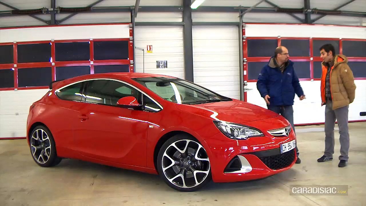 Les essais de Soheil Ayari : Opel Astra OPC