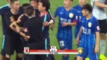 Ramires involved in bizarre altercation with referee