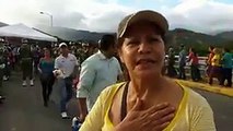 Venezolana le agradeció a Colombia por dejarlos cruzar a comprar alimentos
