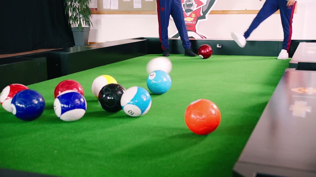 #AskManUtd Football Pool Part 1 w. Manchester United's Jesse Lingard & David De Gea ¦ Chevrolet FC