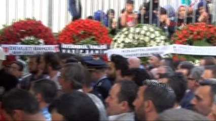 Şehit Emniyet Müdürü Son Yolculuğuna Uğurlandı