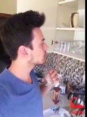 Scorp -Öğrenci Olduğunu Belli Et