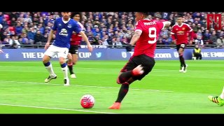 Anthony Martial vs Paulo Dybala - Who's The Better Striker - 2015-16