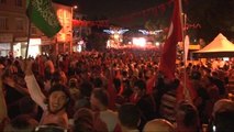 Cumhurbaşkanı Erdoğan, Kısıklı'daki Evinin Önünde Halka Seslendi